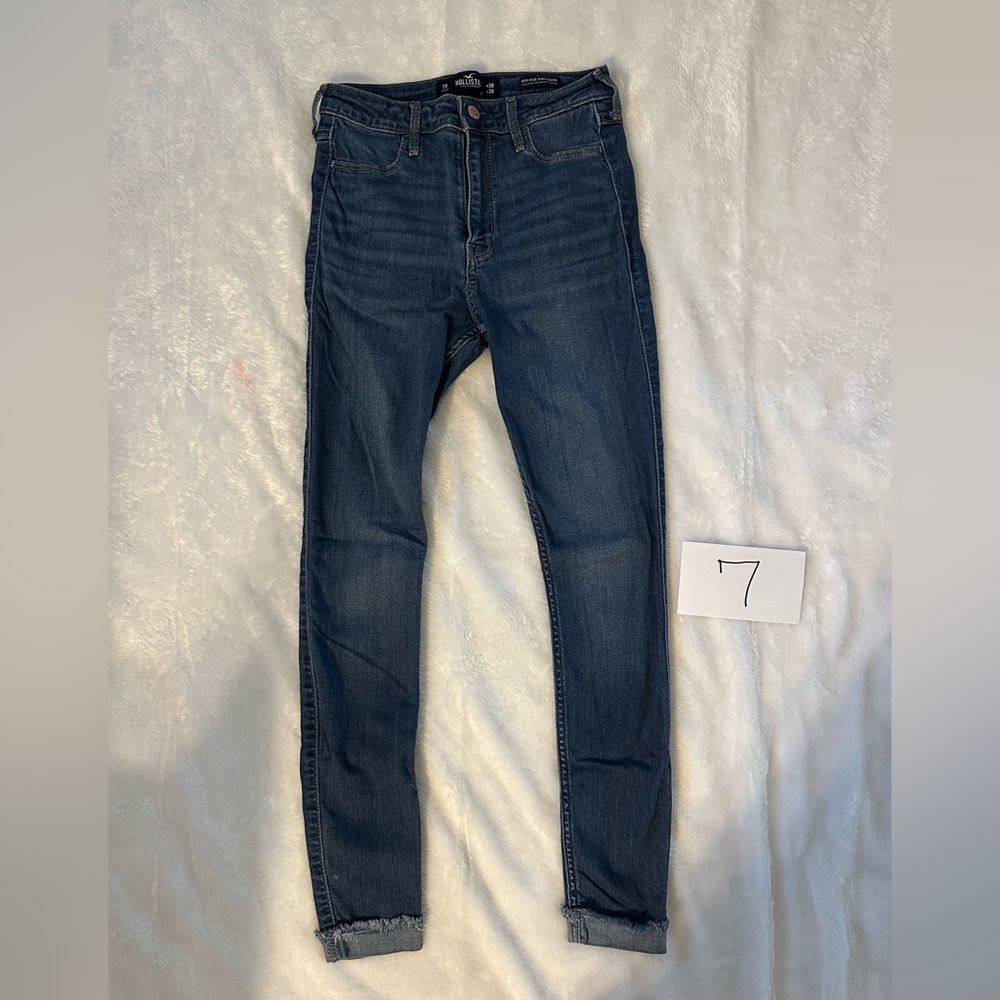 Women’s Hollister High rise jegging material